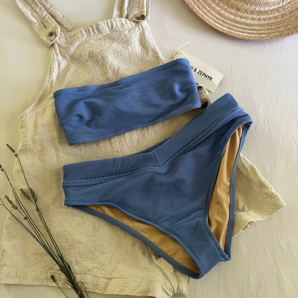 Zulu & Zephyr Bikini S/M NWT